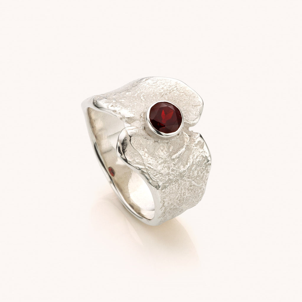 zilveren ring met edelsteen