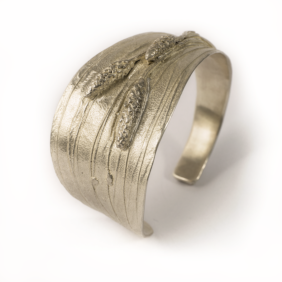 armband in zilver met organisch motief