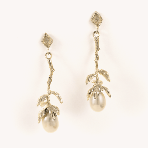 zilveren oorhangers met parel